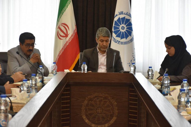 دوازدهمین جلسه کمیته کارشناسی: جلسه هم اندیشی بخش خصوصی در جهت تبادل  نظر و ارائه پیشنهادات به کمیته کارشناسی شورای گفتگوی دولت و بخش خصوصی (با موضوع  مالیات بر ارزش افزوده واحدهای تولیدی)