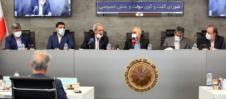 در نشست شورای گفت‌وگو مطرح شد؛ ساماندهی مرزهای صادراتی و مبادلات مرزی با واگذاری بخشی از فعالیت‌های گمرک به بخش‌خصوصی