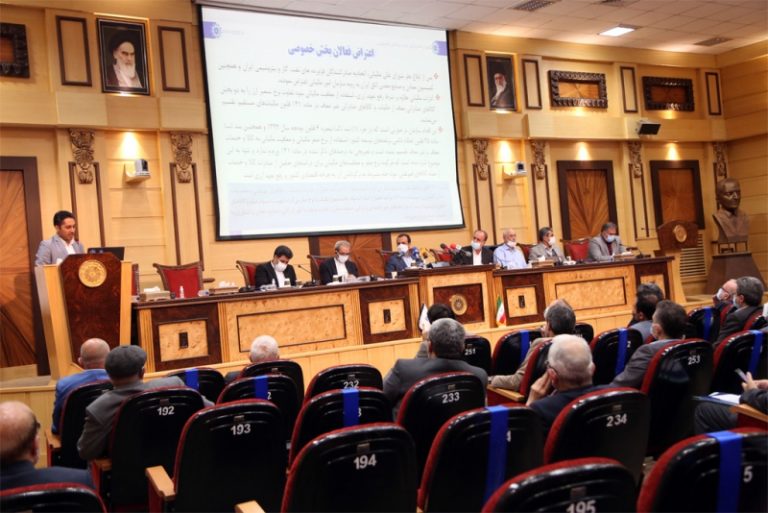 وزیر اقتصاد در جلسه شورای گفت‌وگو پیشنهاد داد؛ کمیته رسیدگی به موضوعات خاص در حوزه کارآفرینی و سرمایه‌گذاری تشکیل شود.