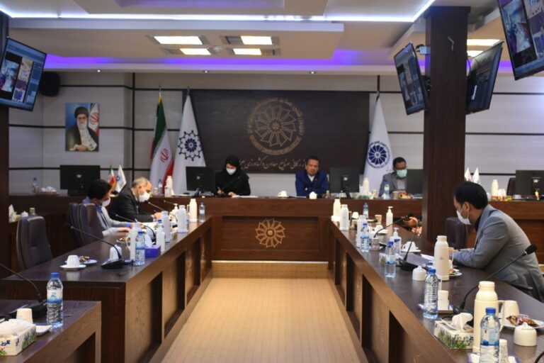 در جلسه مشترک دبیرخانه شورای گفت‌وگوی استان‌های خراسان رضوی، شمالی و جنوبی، گلستان و سیستان و بلوچستان بررسی شد همگرایی ۵ استان برای احصاء الزامات جذب سرمایه ایرانیان مقیم خارج از کشور