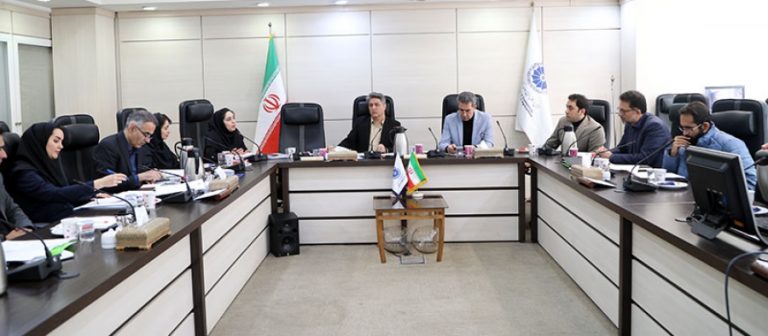 با تصمیم و پیشنهاد کارگروه شورای گفت‌وگو؛ معاونت حقوقی ریاست جمهوری، مشکل مالیاتی توسعه بنگاه‌های تولیدی را پیگیری می‌کند.