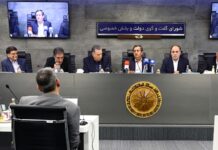 وزیر اقتصاد در صد و بیست و ششمین جلسه شورای گفتگو مطرح کرد: بهبود فضای کسب و کار، پیشنیاز توسعه صادرات